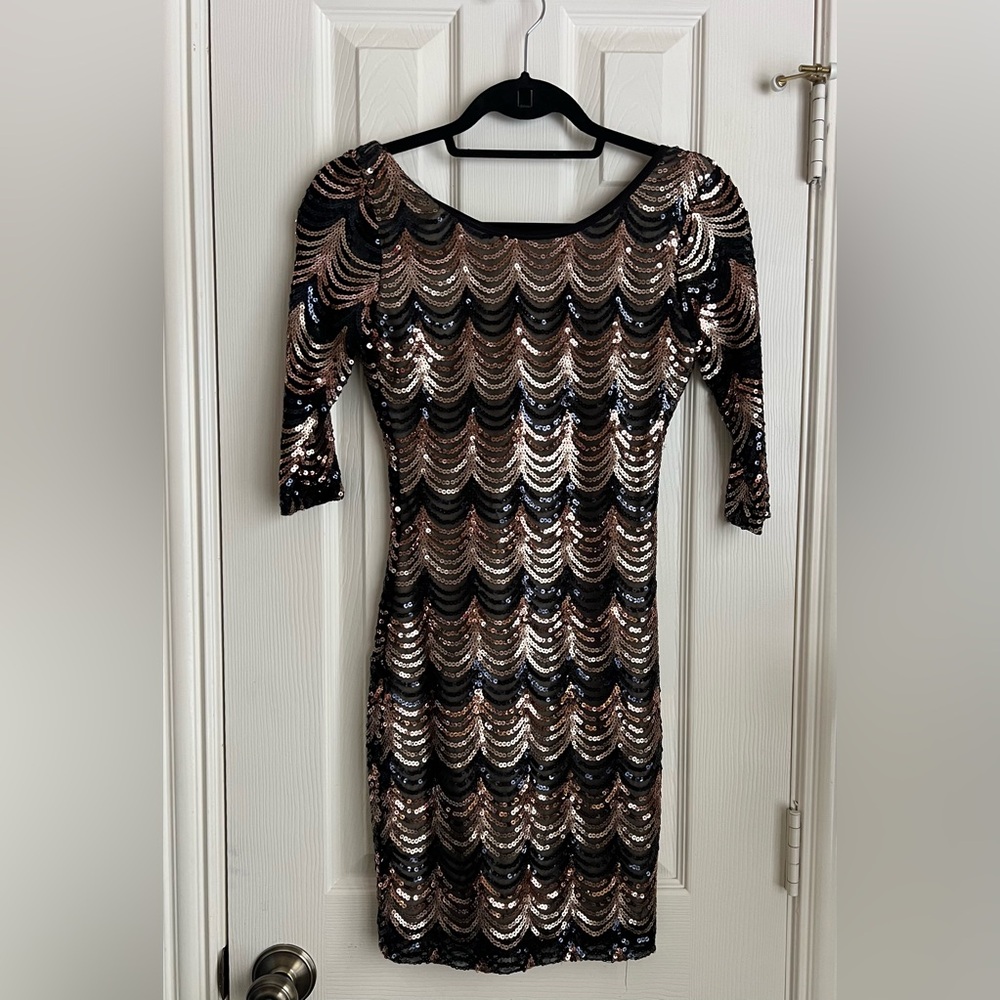Black, Gold, Light Gild  Sequin Scoop Neck Mini Fitted Dress